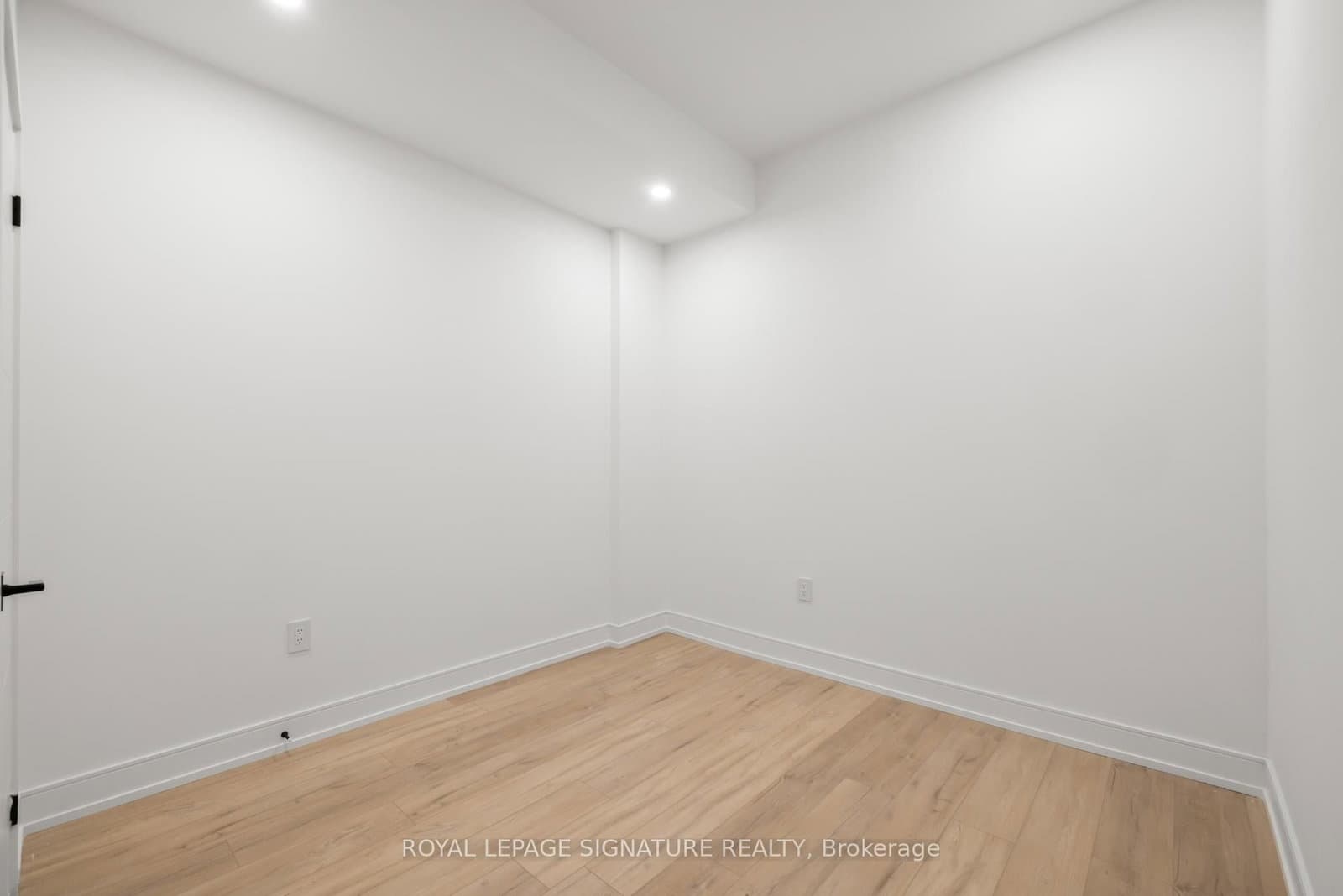 90 Johnston Avenue thumbnail 34
