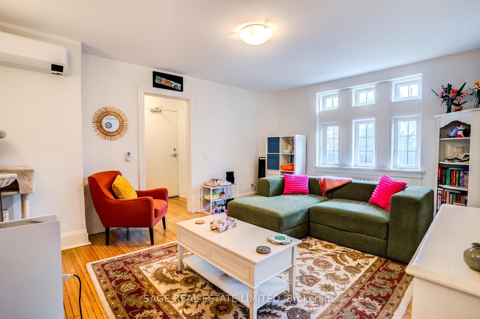 48 Lawton Boulevard, Unit 15 thumbnail 5