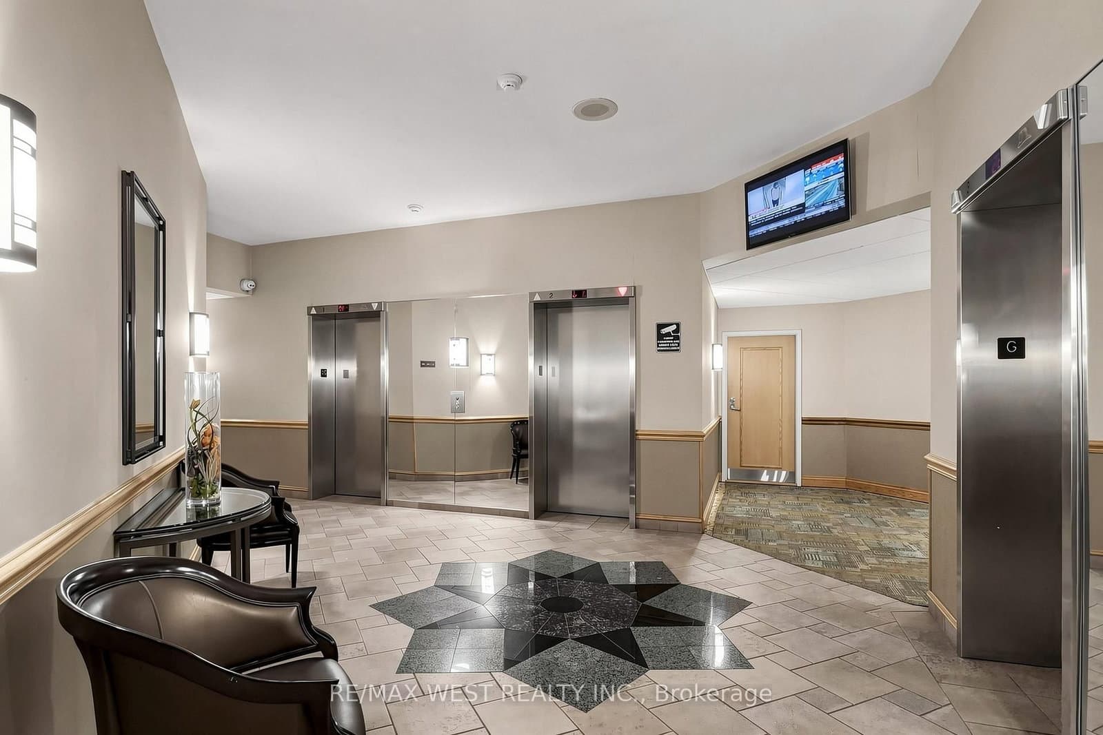 5 Concorde Place, Unit 1302 thumbnail 8