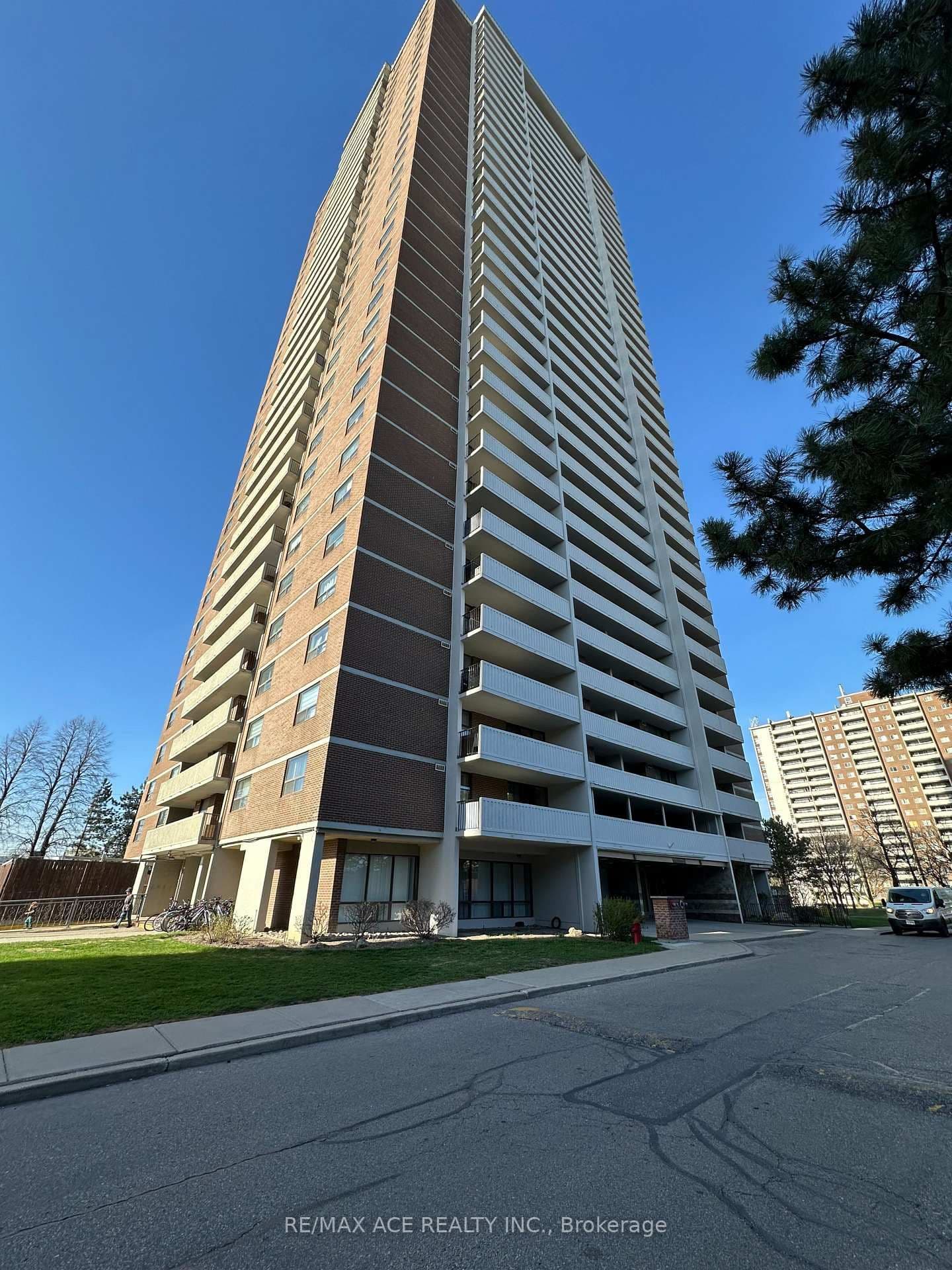10 Tangreen Court, Unit 1504 thumbnail 2