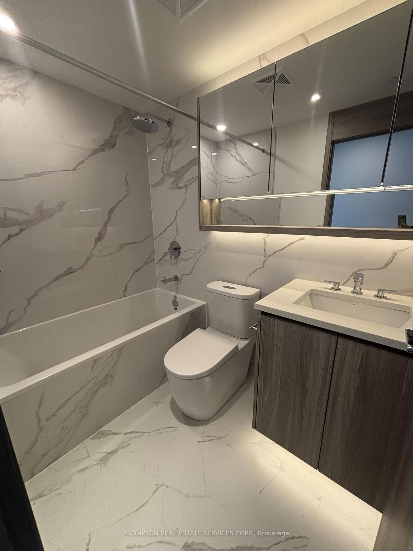 18 Esther Shiner Boulevard, Unit 1516 thumbnail 14