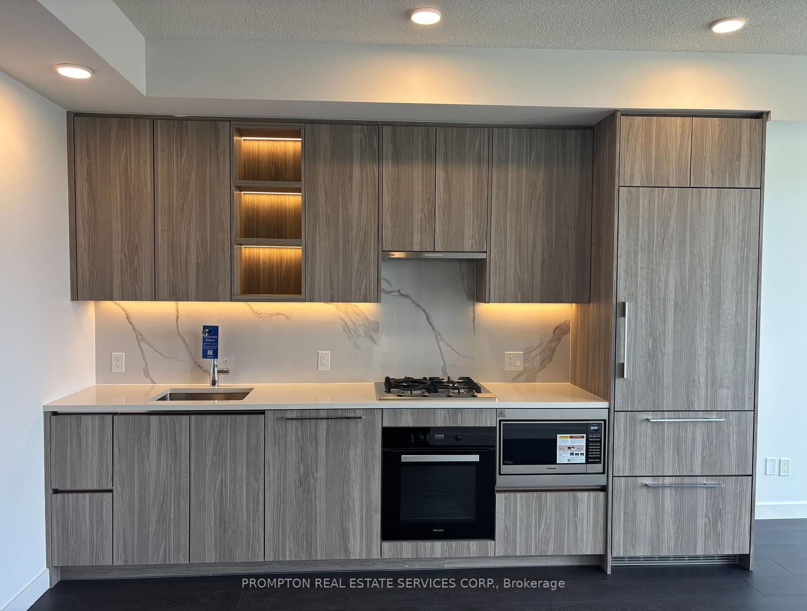 18 Esther Shiner Boulevard, Unit 1516 thumbnail 9