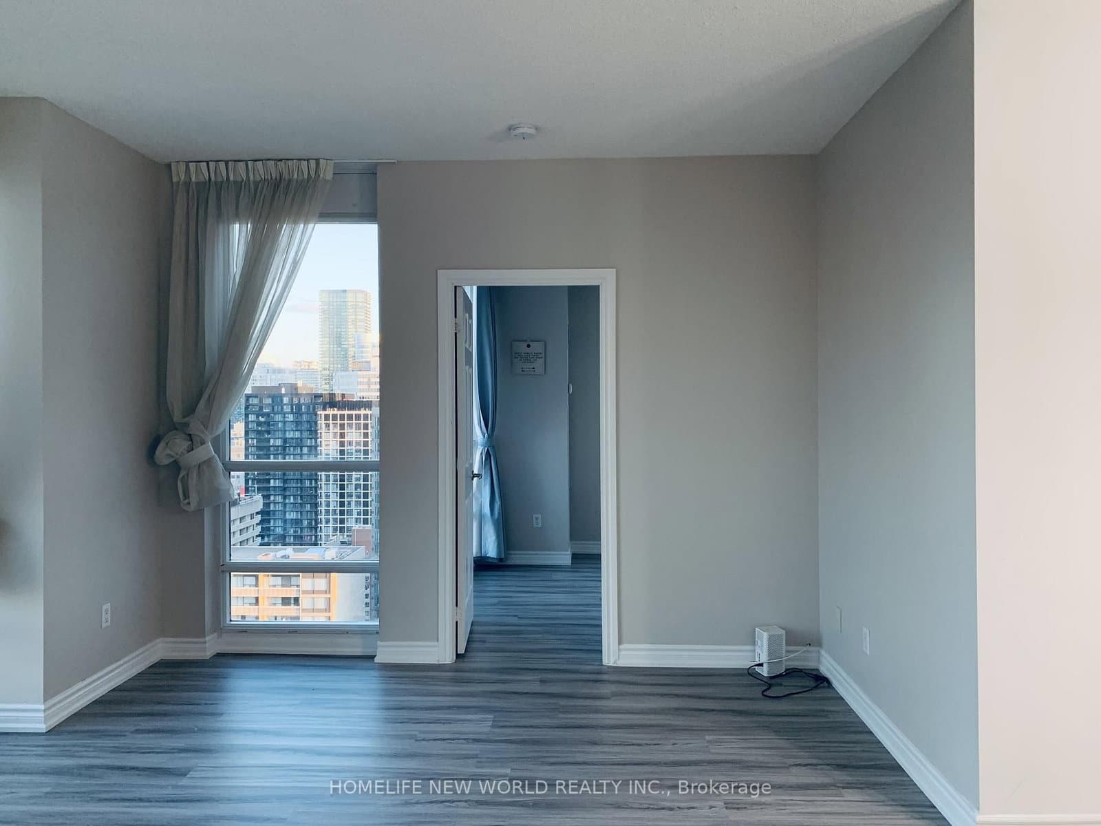 761 Bay Street, Unit 3305 thumbnail 10