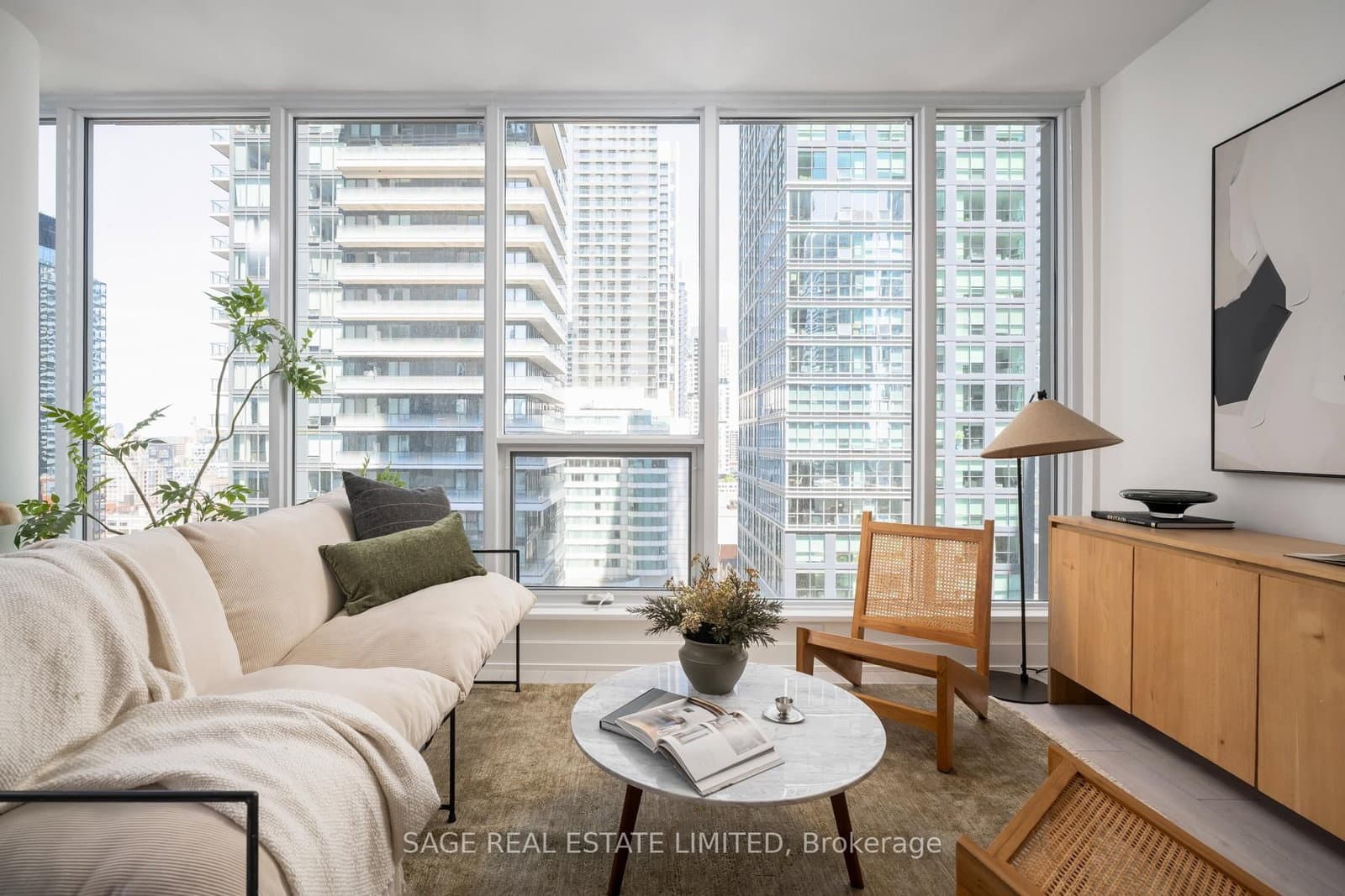 #1712 - 35 Mercer Street