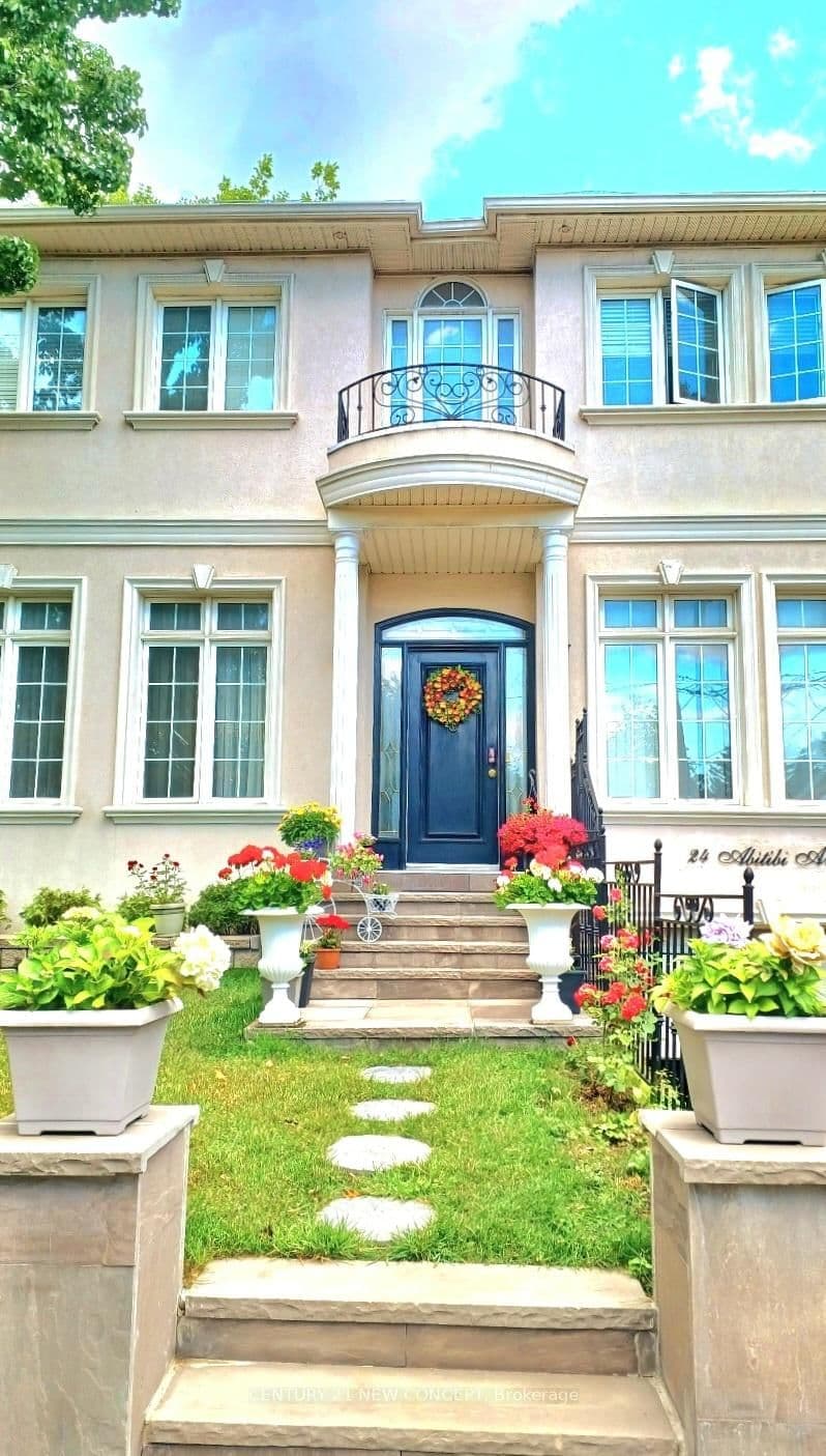 24 Abitibi Avenue thumbnail 2