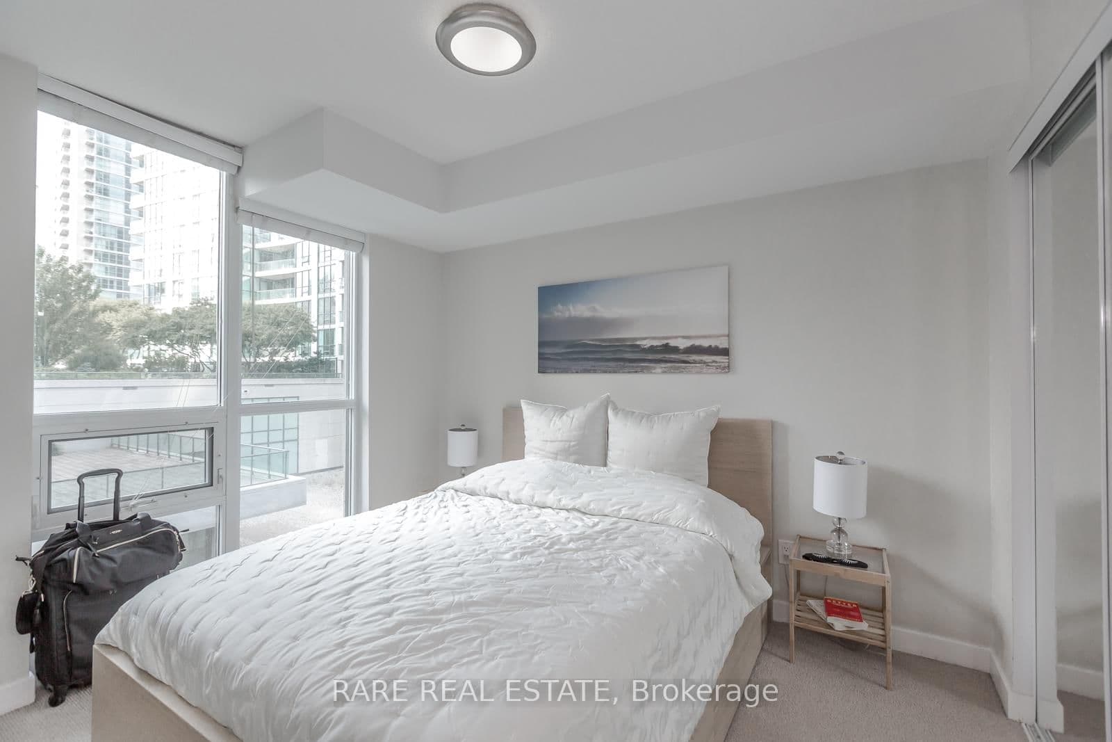 12 Yonge Street N, Unit 501 thumbnail 15