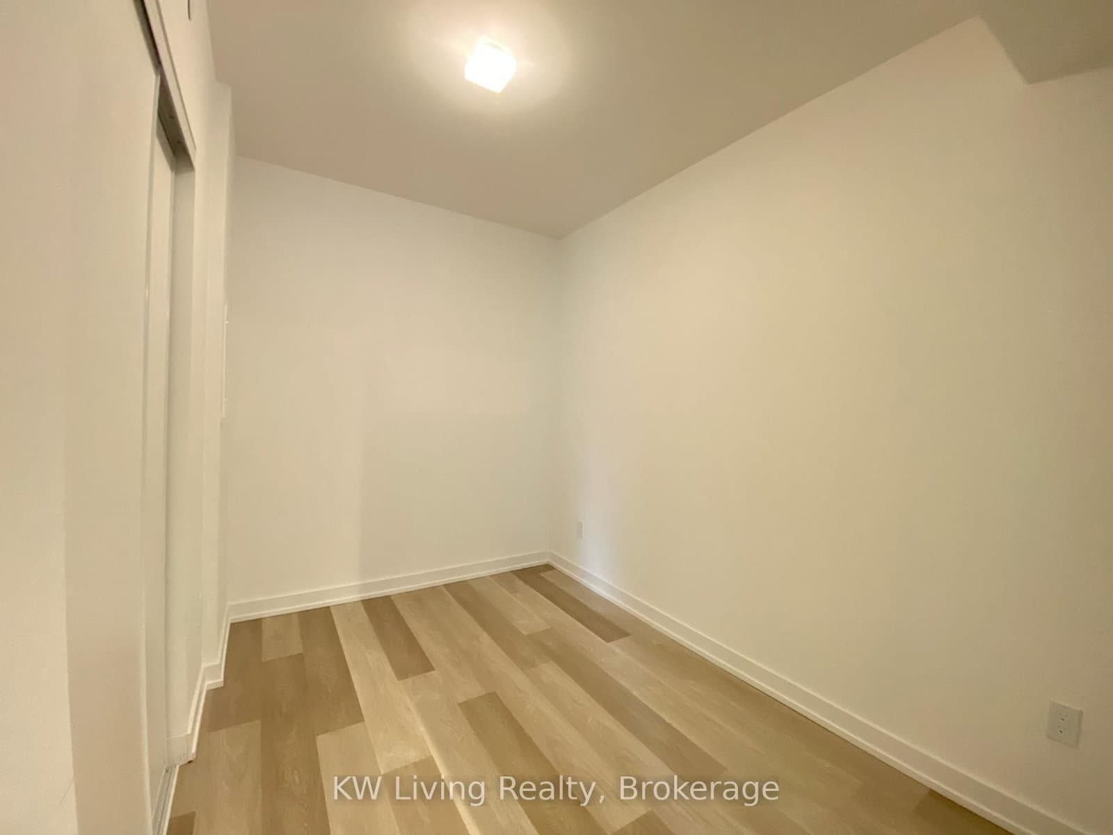 28 Eastern Avenue, Unit 233 thumbnail 19