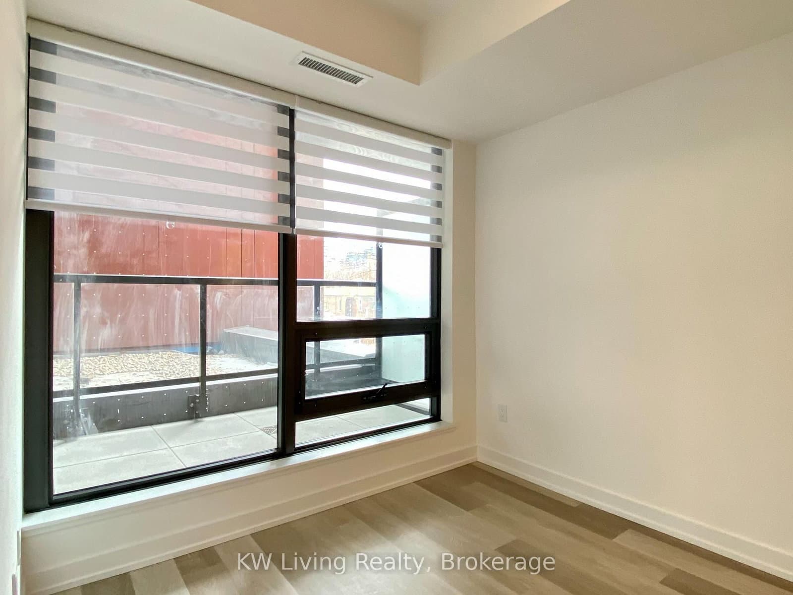 28 Eastern Avenue, Unit 233 thumbnail 23