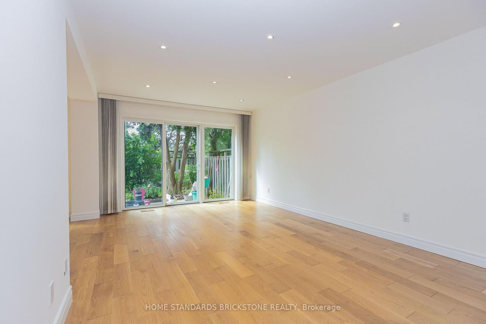 27 Proudbank Millway, Unit 50 thumbnail 6