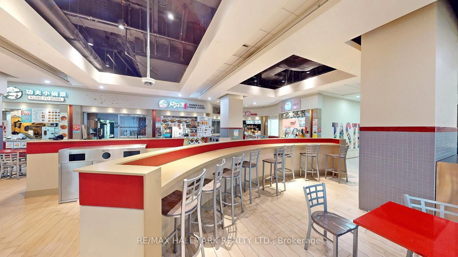 384 Yonge Street, Unit 49 thumbnail 10