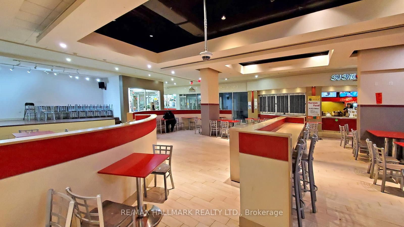 384 Yonge Street, Unit 49 thumbnail 18