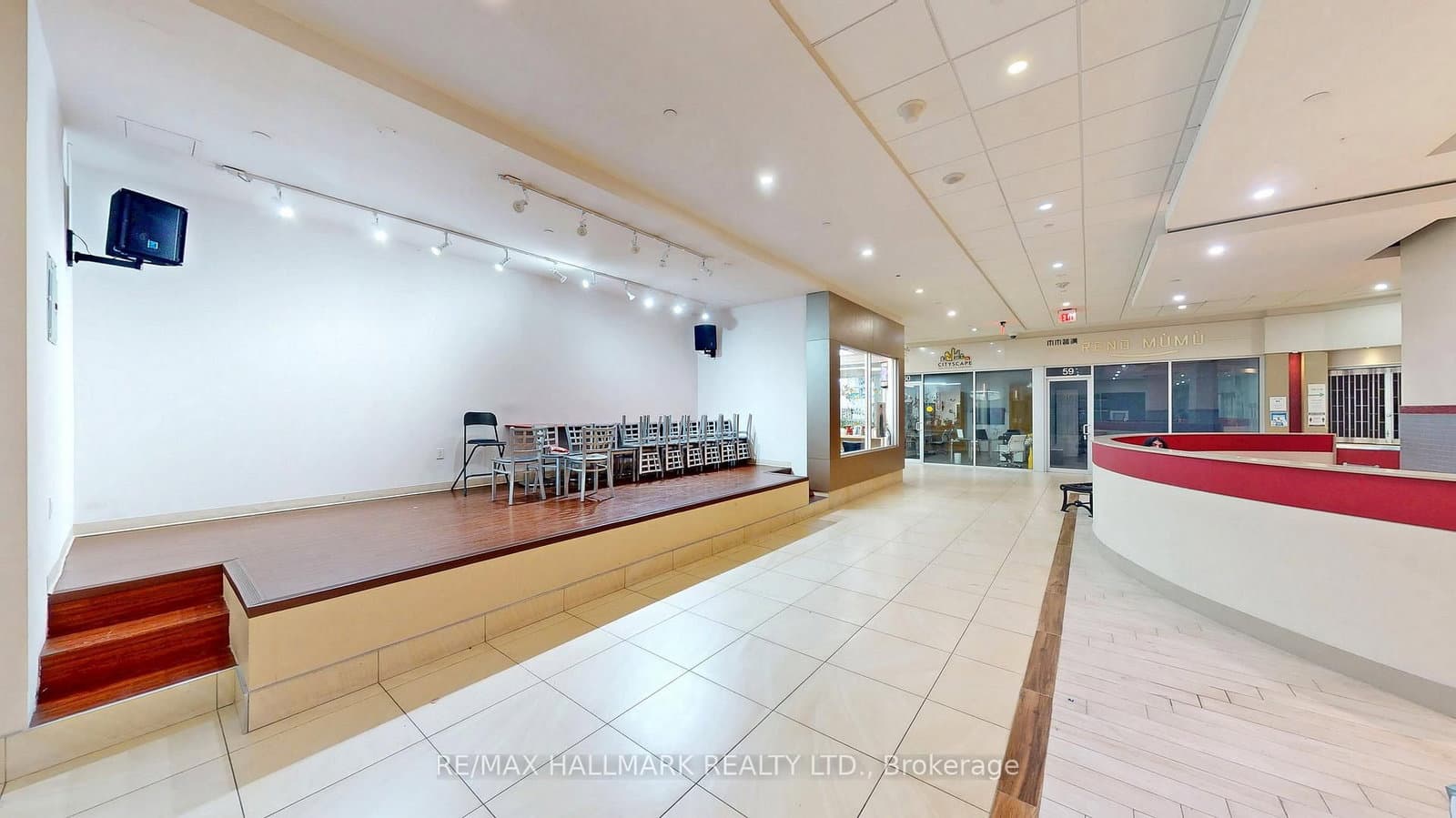 384 Yonge Street, Unit 49 thumbnail 7