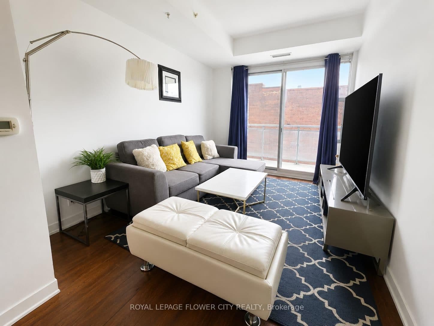 10 Willison Square, Unit 607 thumbnail 2