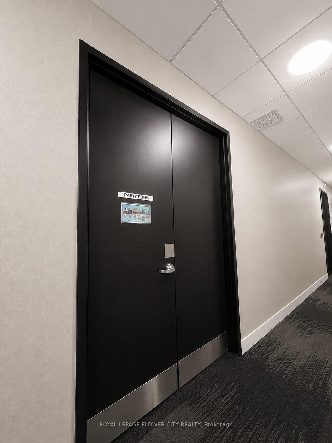 10 Willison Square, Unit 607 thumbnail 23