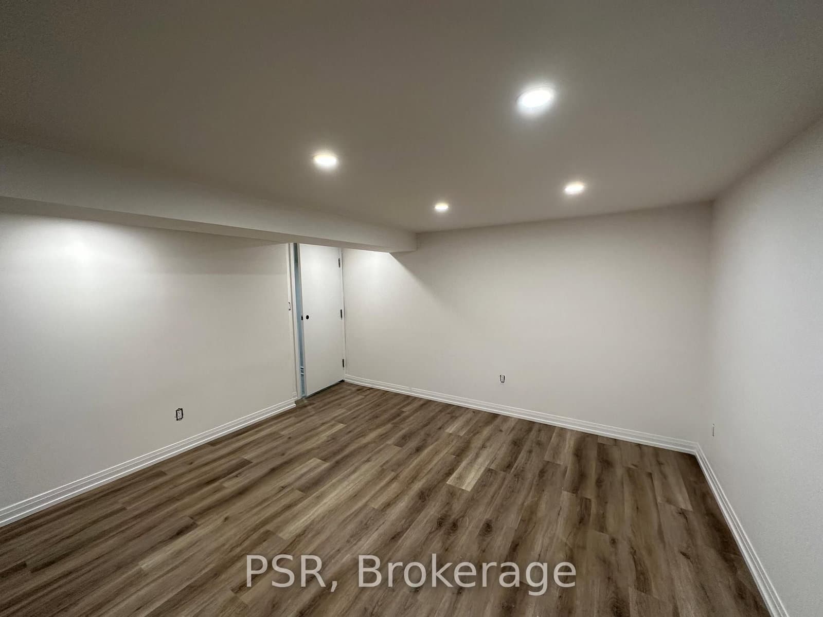 25 Coulson Avenue, Unit Lower thumbnail 11