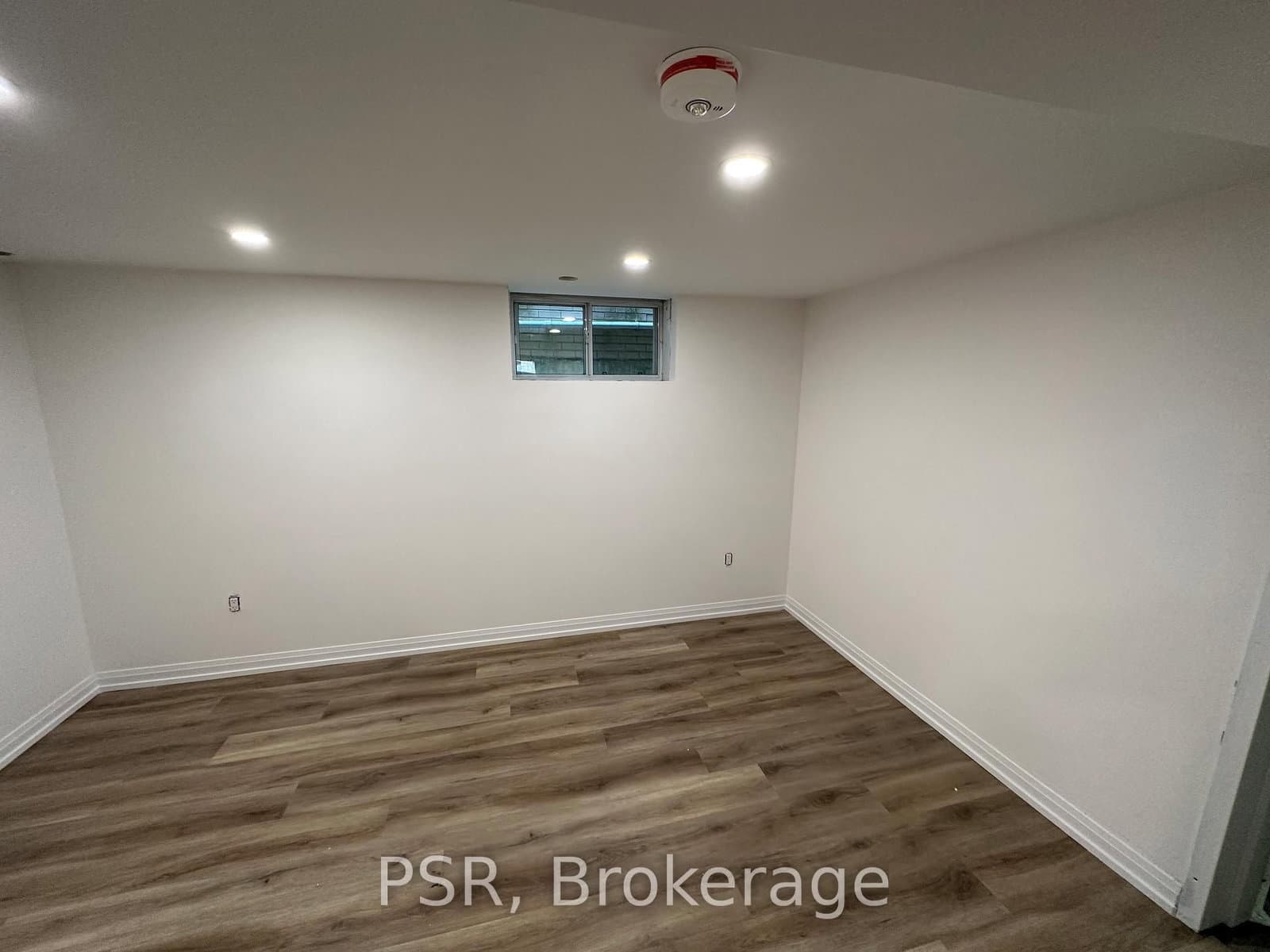 25 Coulson Avenue, Unit Lower thumbnail 5