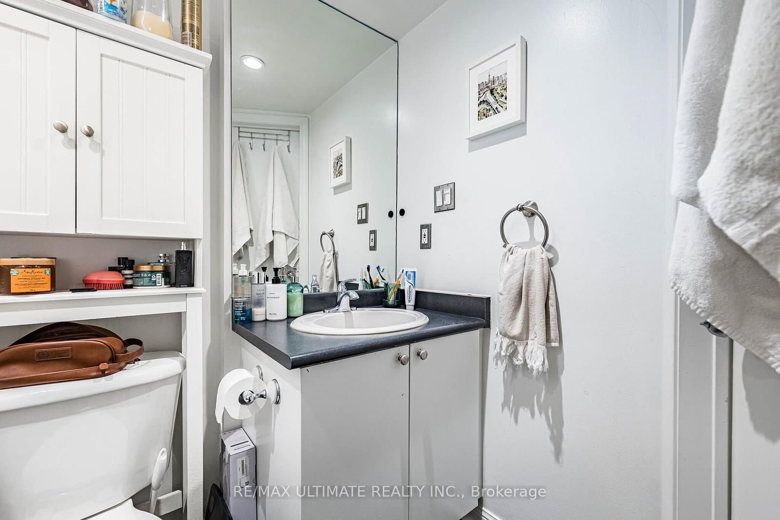 11 Niagara Street, Unit 14 thumbnail 38