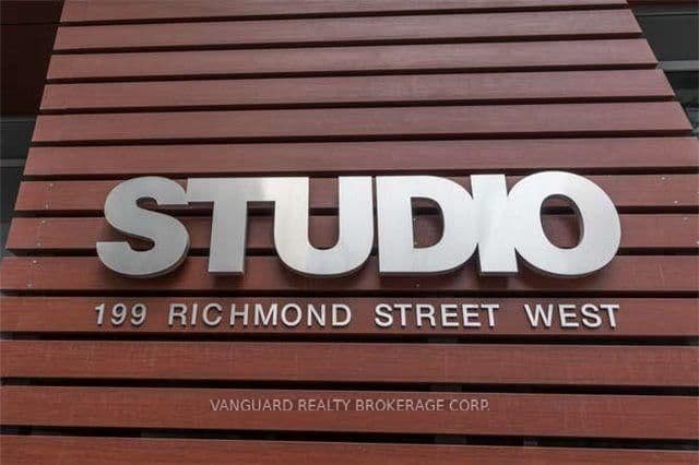 199 Richmond Street W, Unit 513 thumbnail 3