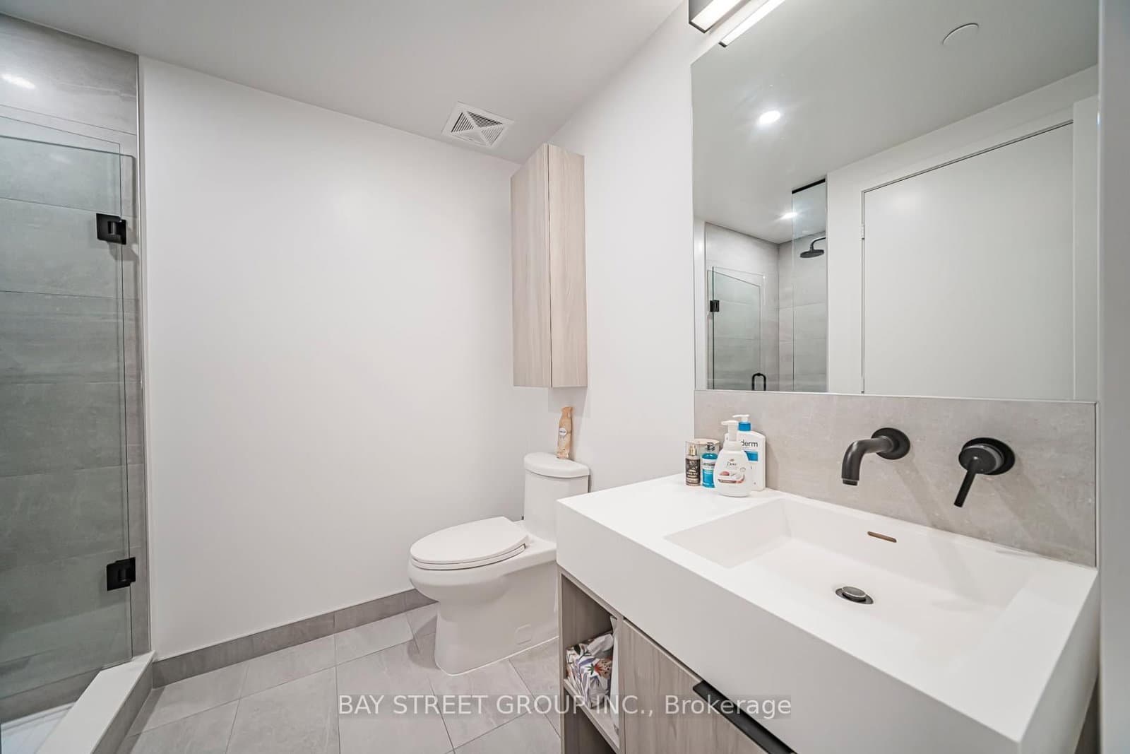 108 Peter Street, Unit 1703 thumbnail 17