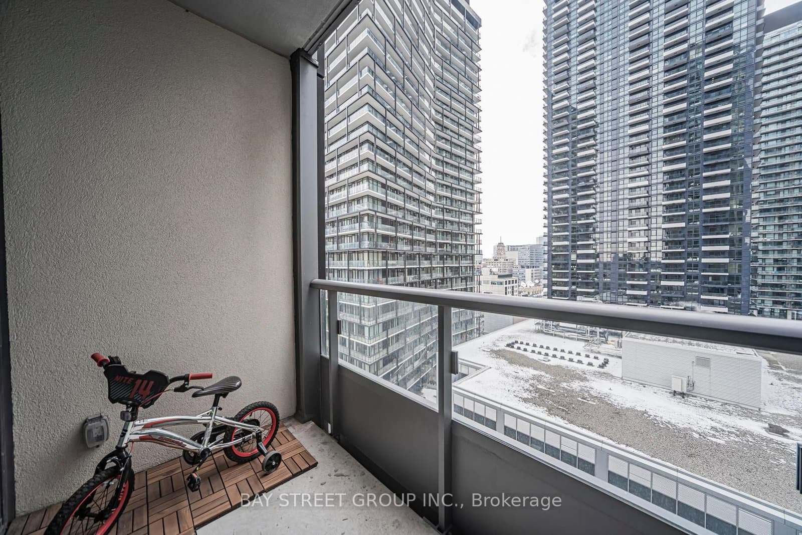 108 Peter Street, Unit 1703 thumbnail 38