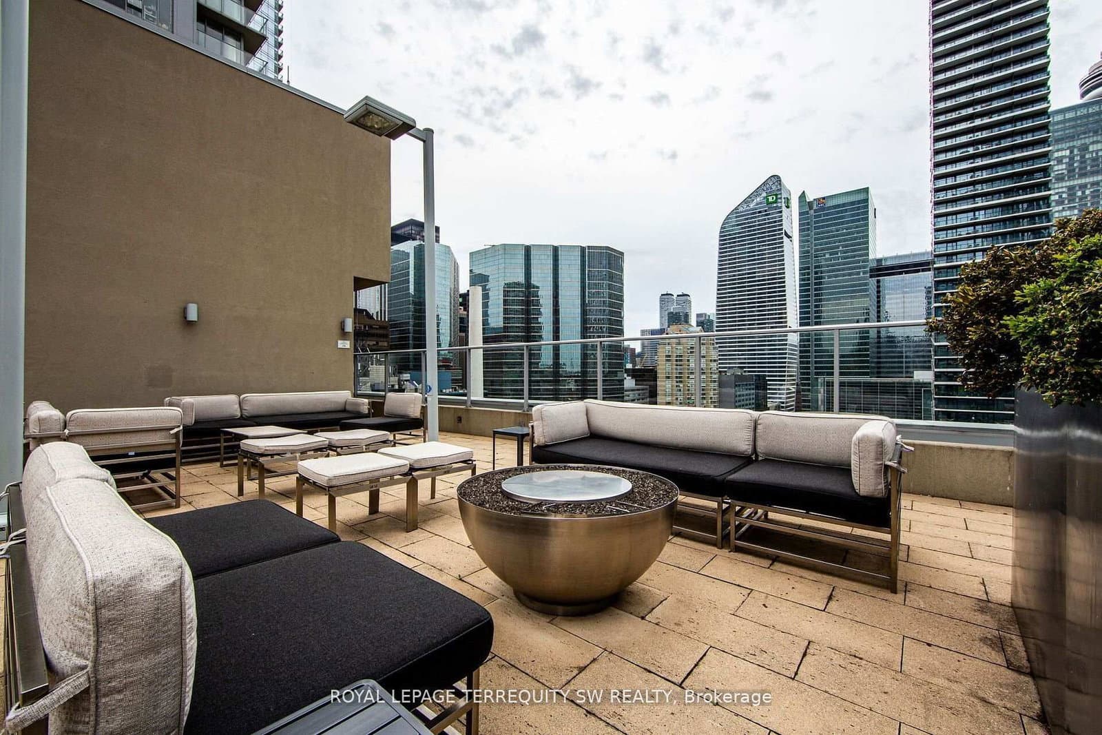 21 Nelson Street, Unit 302 thumbnail 15