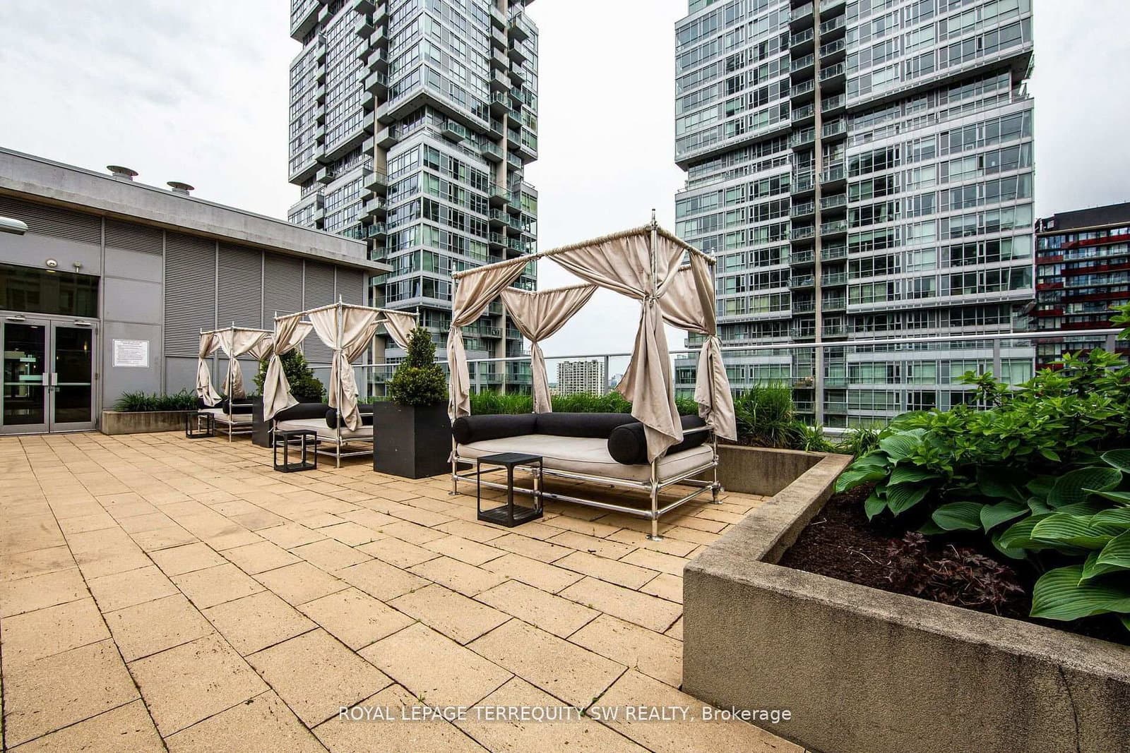 21 Nelson Street, Unit 302 thumbnail 16