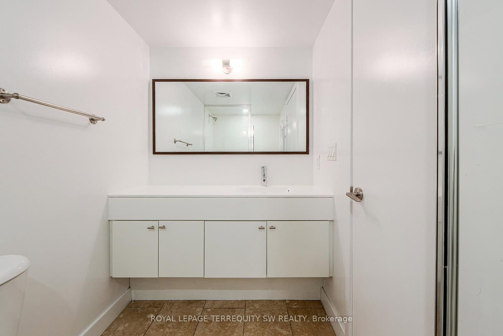 21 Nelson Street, Unit 302 thumbnail 23