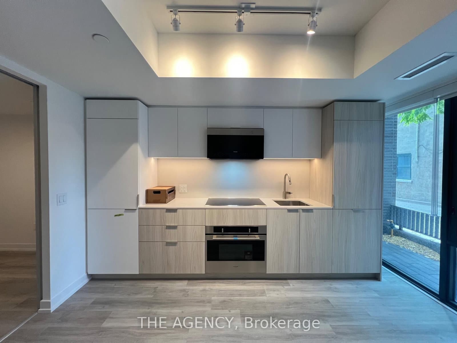 28 Eastern Avenue, Unit TH110 thumbnail 6