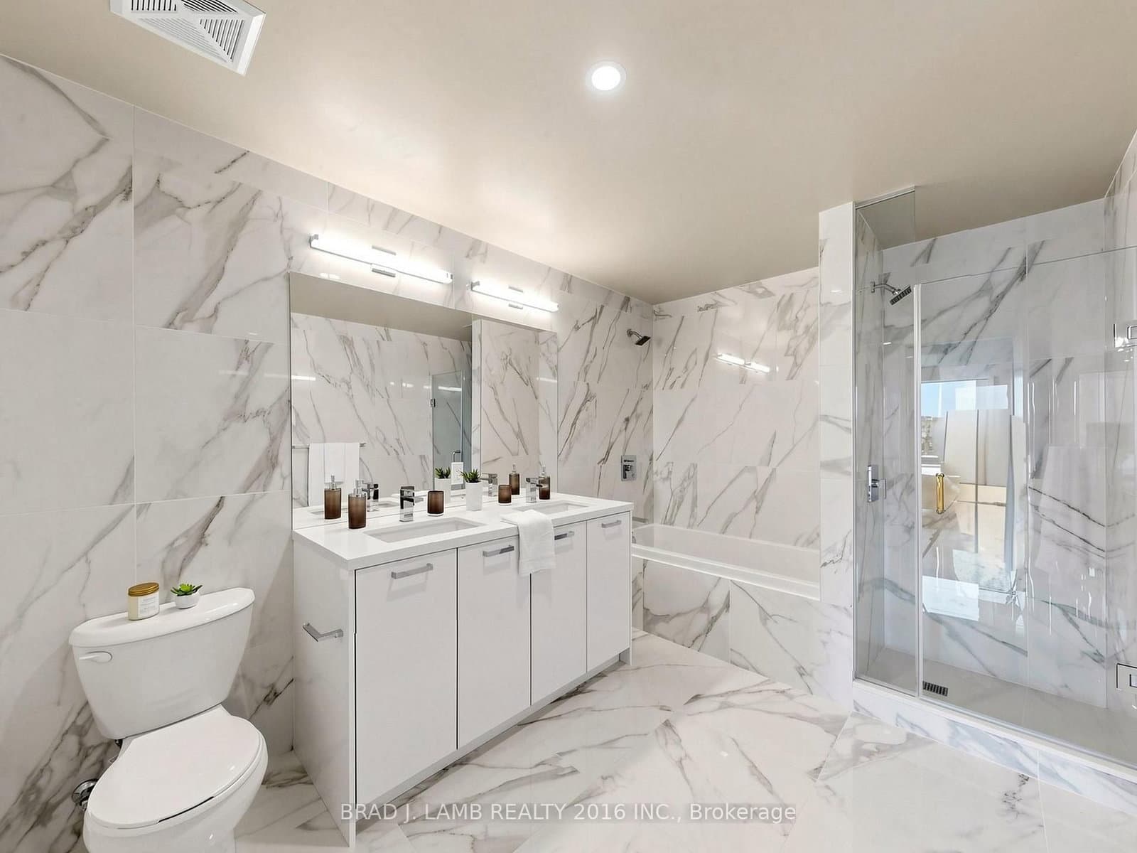 284 King Street E, Unit 404 thumbnail 31