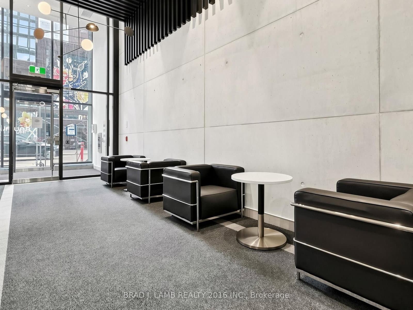 284 King Street E, Unit 404 thumbnail 44