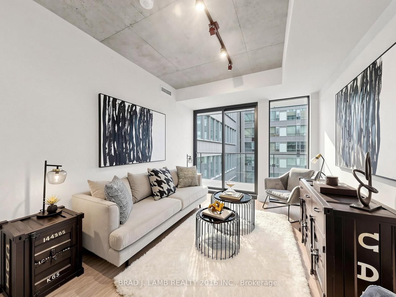 284 King Street E, Unit 505 thumbnail 2