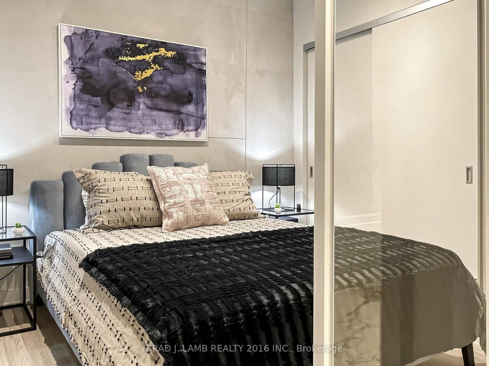 284 King Street E, Unit 505 thumbnail 26
