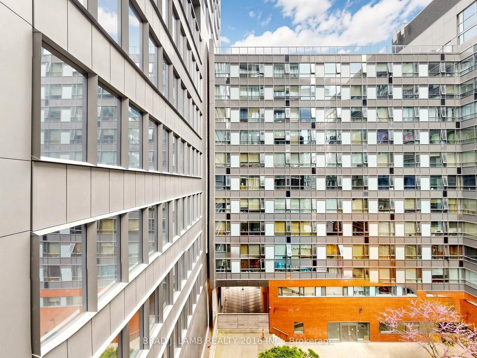 284 King Street E, Unit 505 thumbnail 37