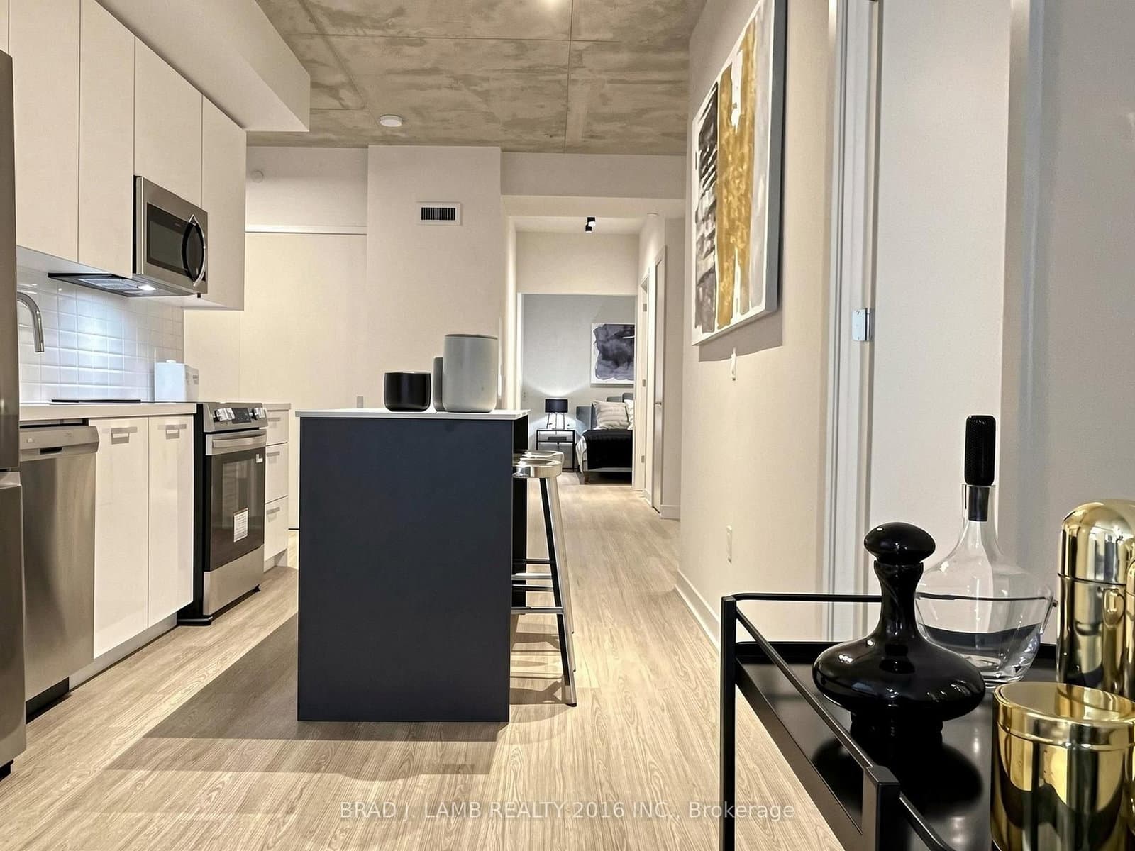 284 King Street E, Unit 505 thumbnail 9