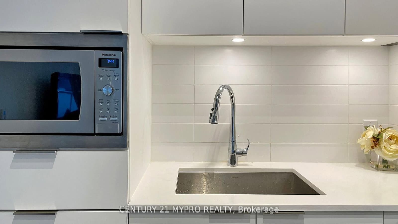 8 Olympic Garden Drive, Unit S803 thumbnail 21