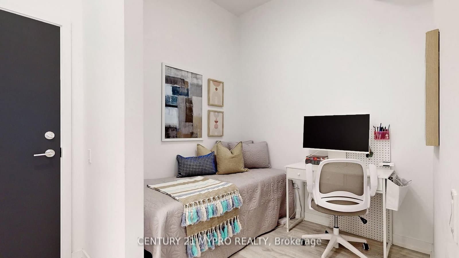 8 Olympic Garden Drive, Unit S803 thumbnail 27