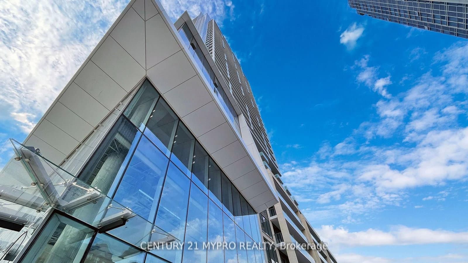 8 Olympic Garden Drive, Unit S803 thumbnail 3
