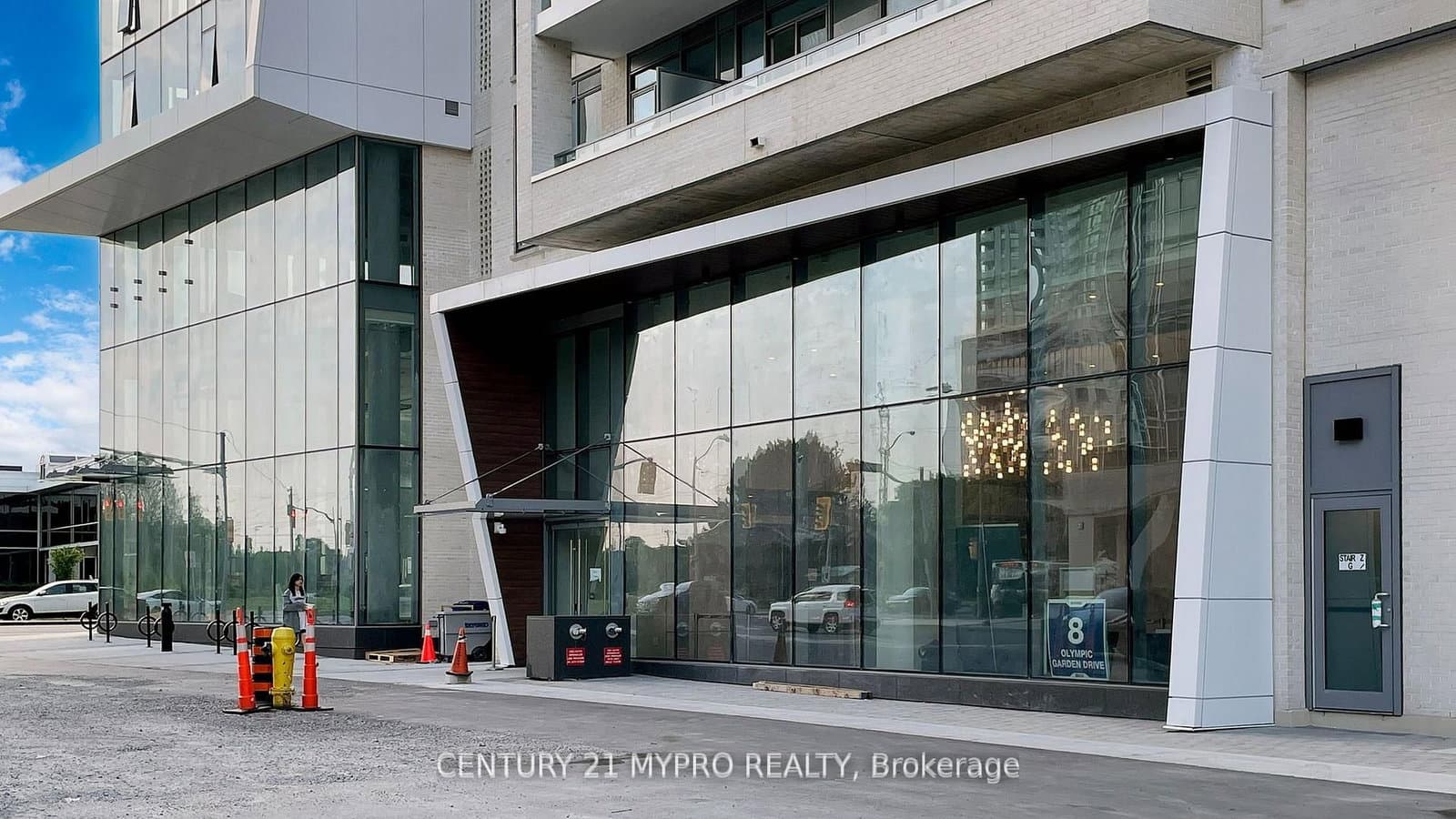 8 Olympic Garden Drive, Unit S803 thumbnail 4