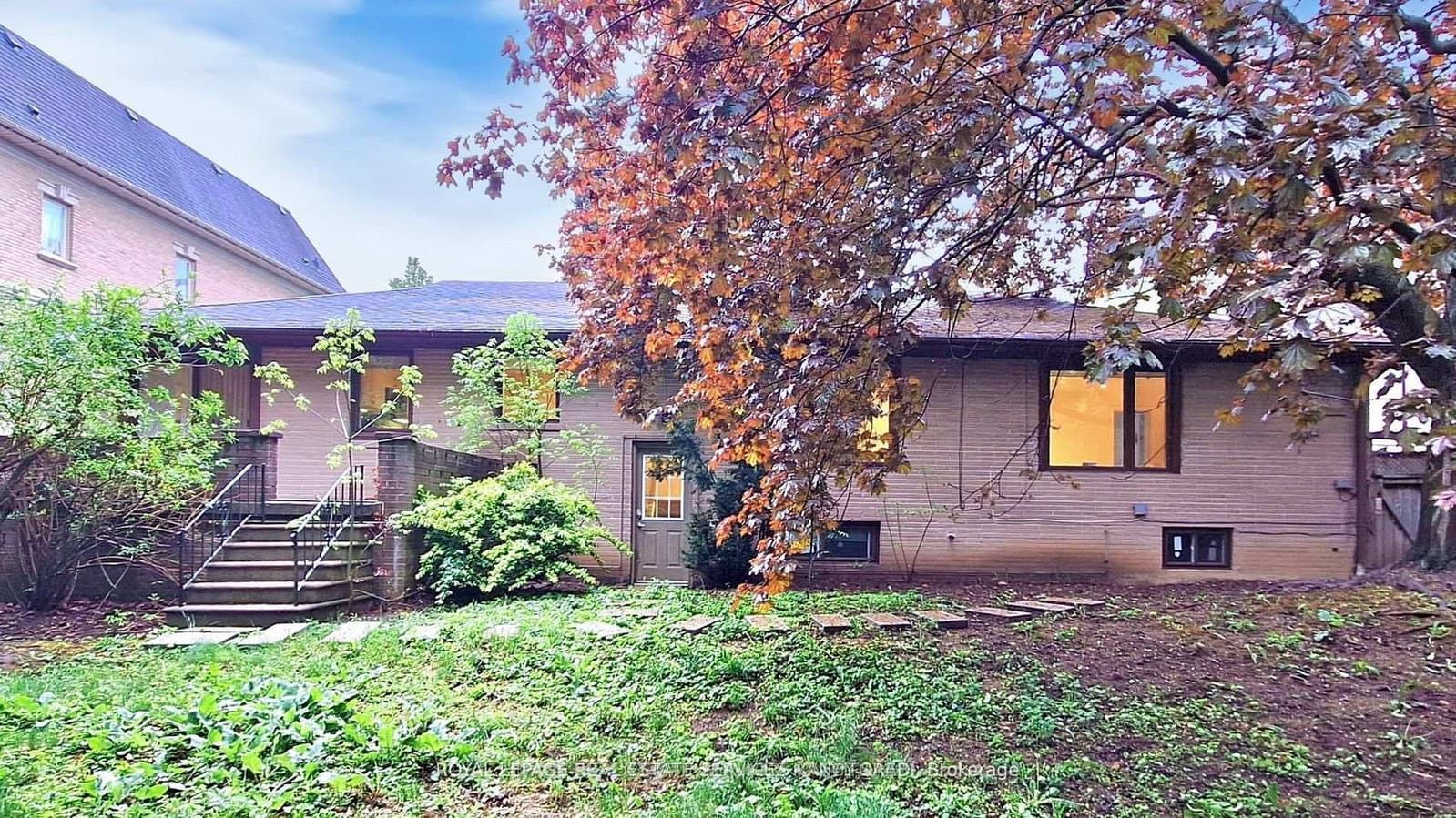 15 Farrington Drive thumbnail 27