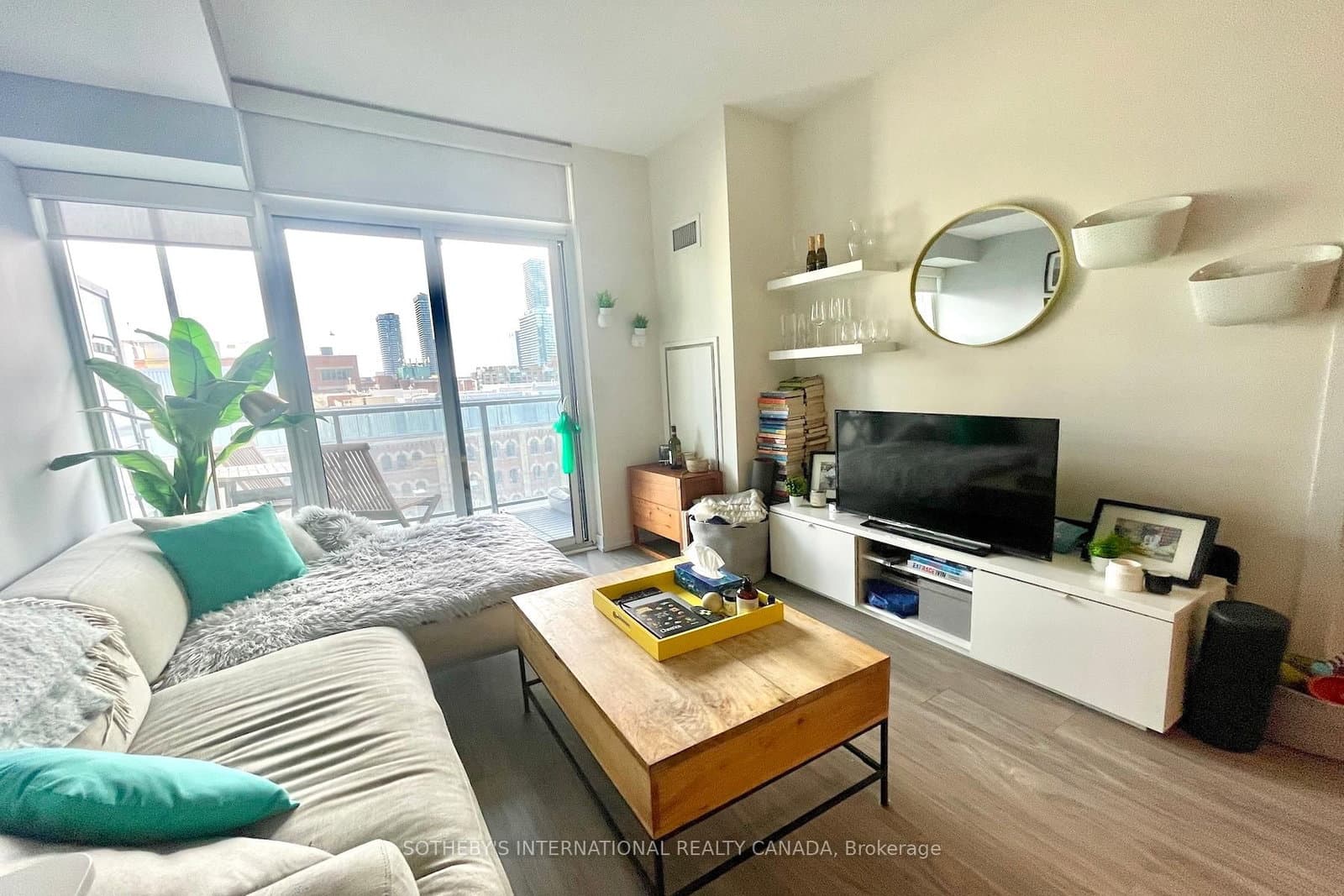 105 George Street, Unit 706 thumbnail 12