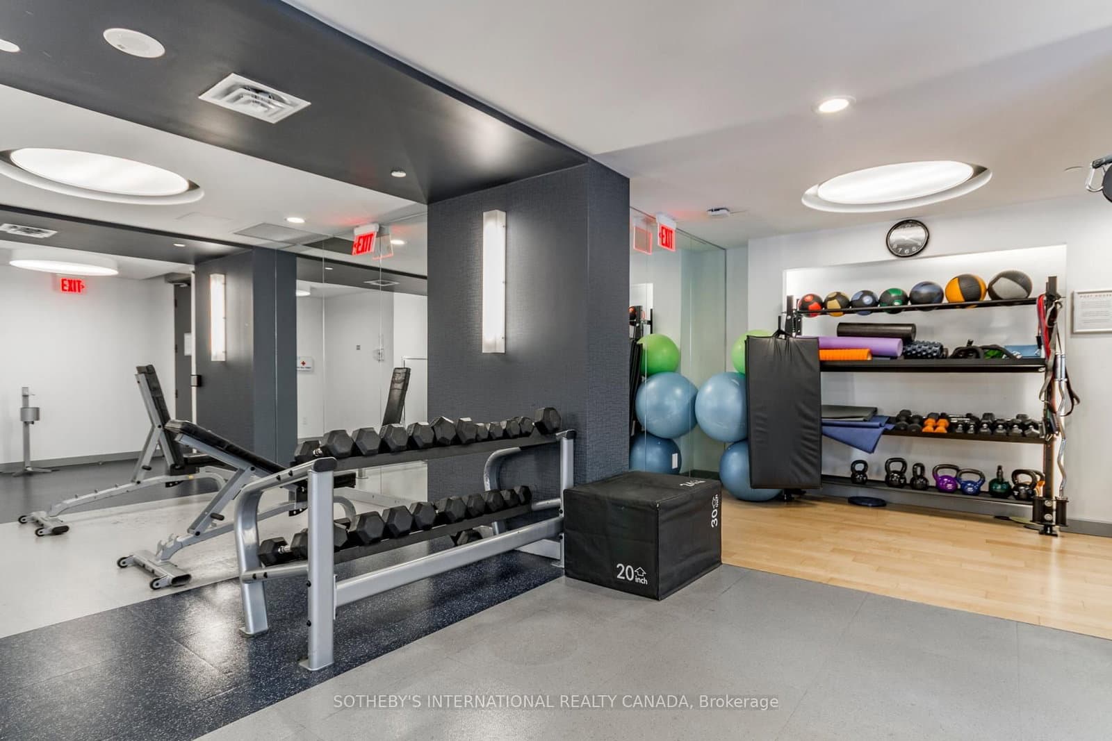 105 George Street, Unit 706 thumbnail 24