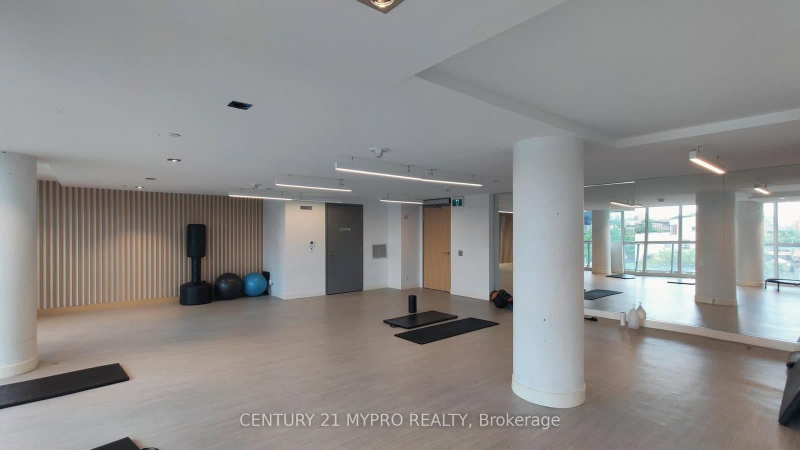 120 Parliament Street, Unit 404 thumbnail 38