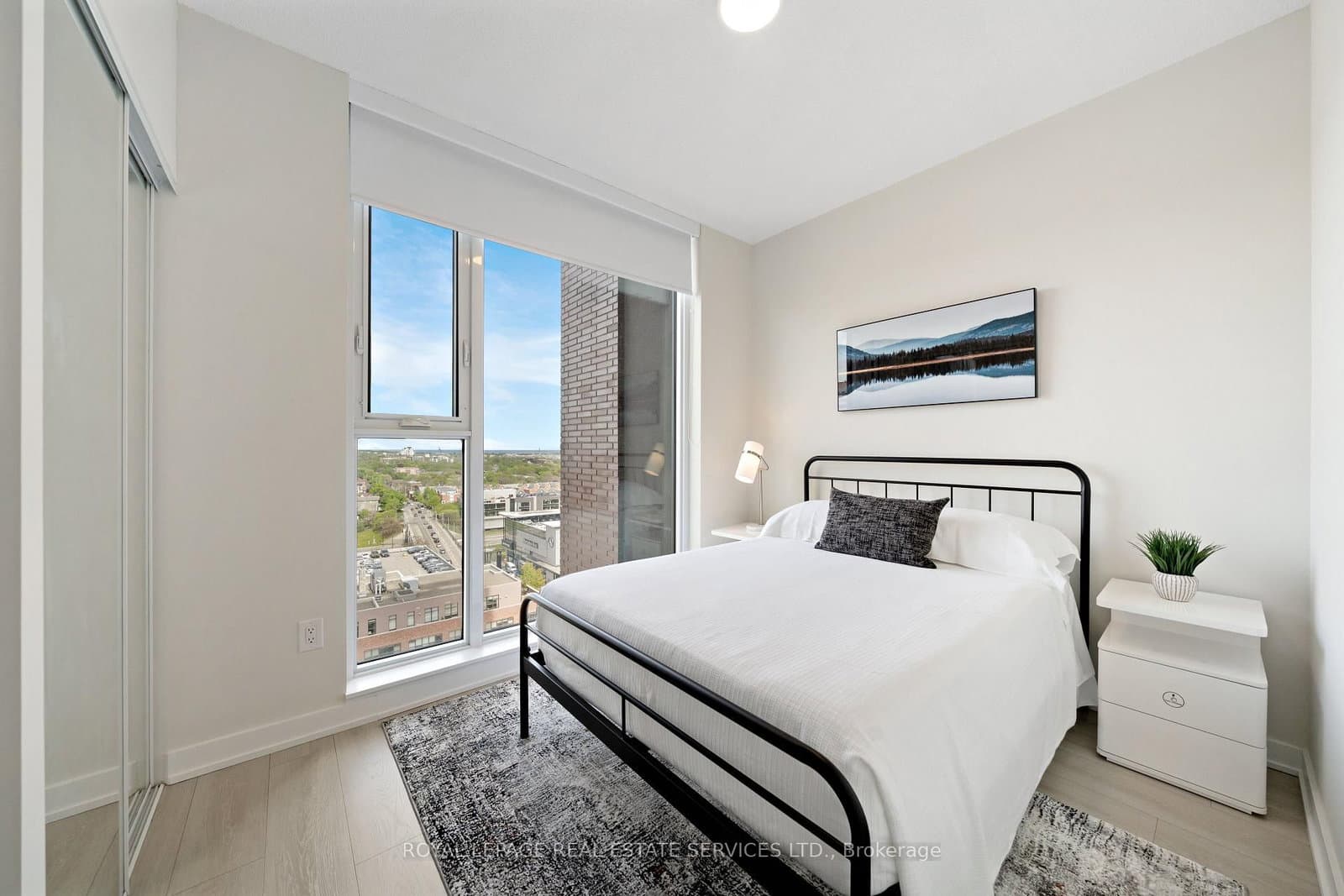 130 River Street, Unit 1411 thumbnail 17