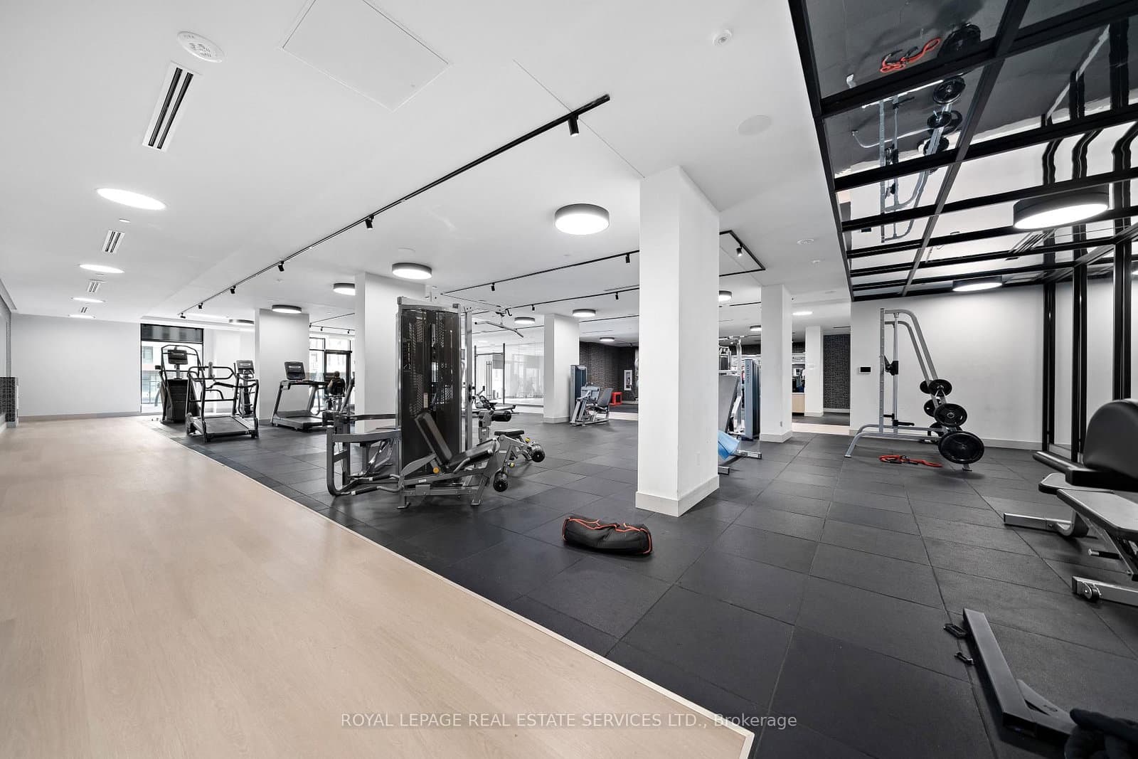 130 River Street, Unit 1411 thumbnail 25