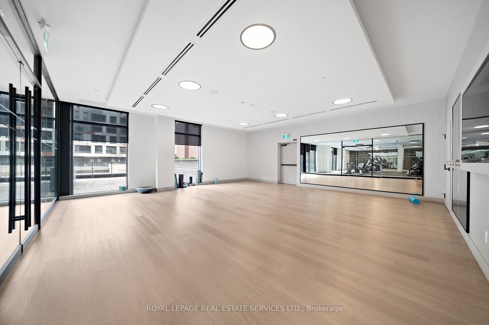 130 River Street, Unit 1411 thumbnail 27