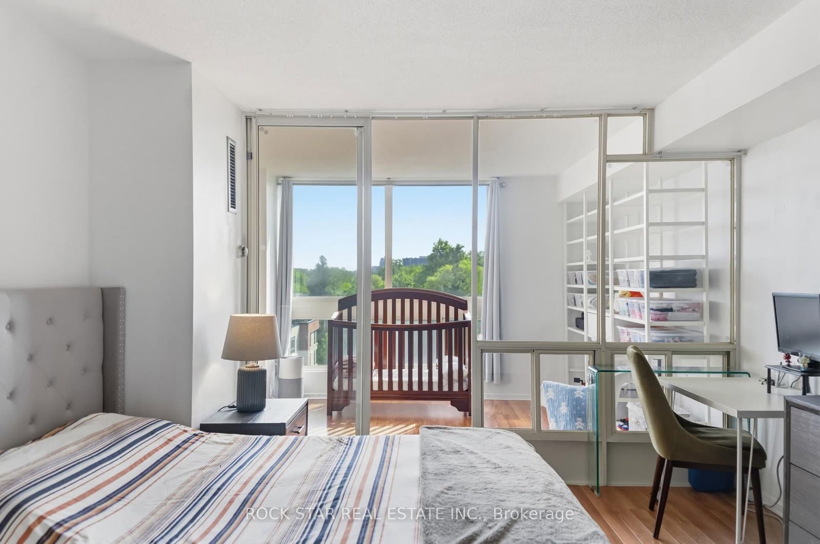 5 Kenneth Avenue, Unit 701 thumbnail 26