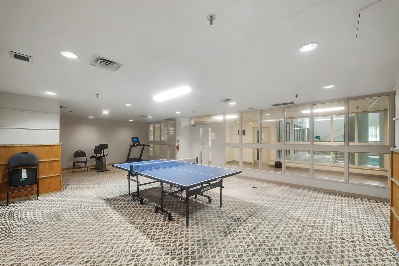5 Kenneth Avenue, Unit 701 thumbnail 36