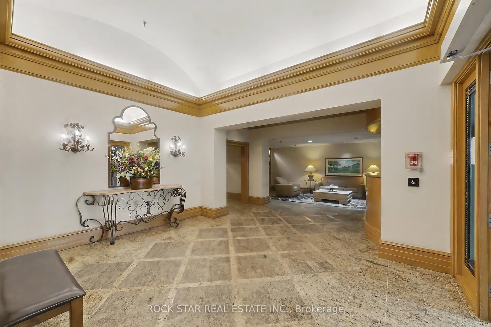 5 Kenneth Avenue, Unit 701 thumbnail 42