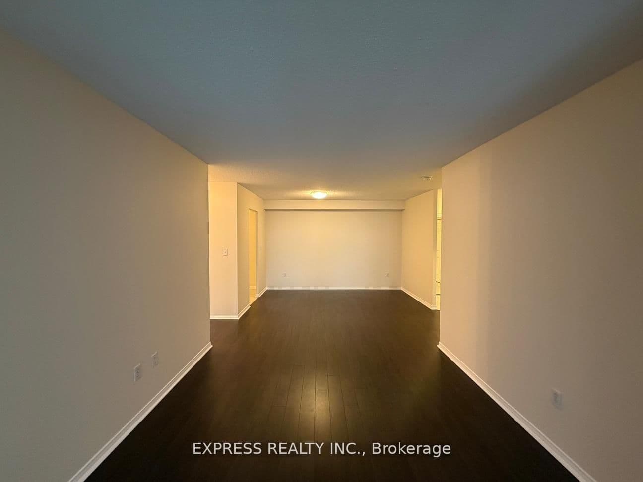 29 Pemberton Avenue, Unit 809 thumbnail 6