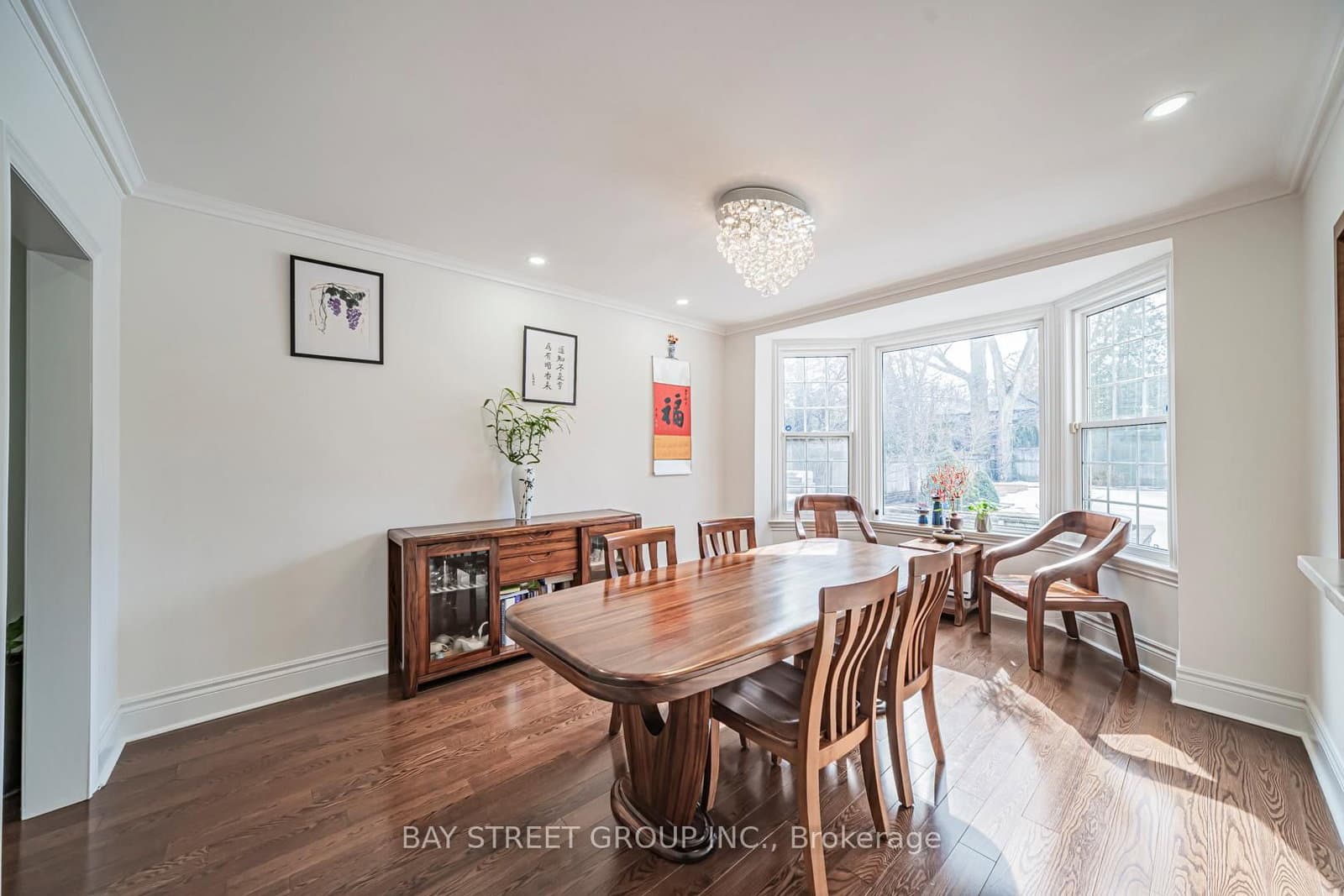 277 Lawrence Avenue E thumbnail 7